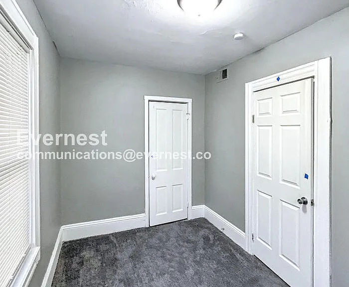 1079 E 68th St #2 — Photo 7