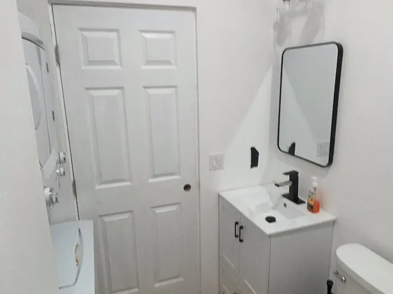 9747 Canyon Country Ln #B — Photo 7