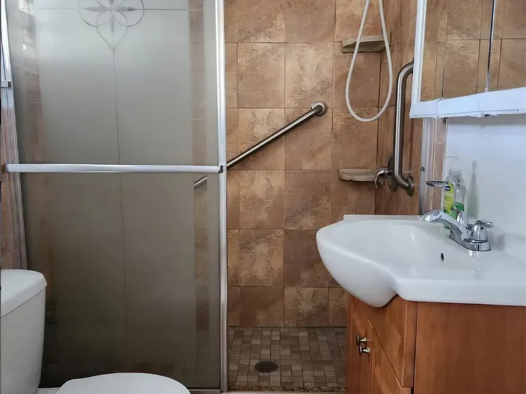 911 Saville Ave #1 — Photo 9