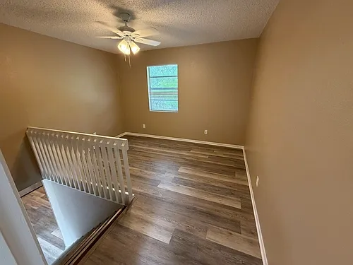 1204 Cherry Ln — Photo 22