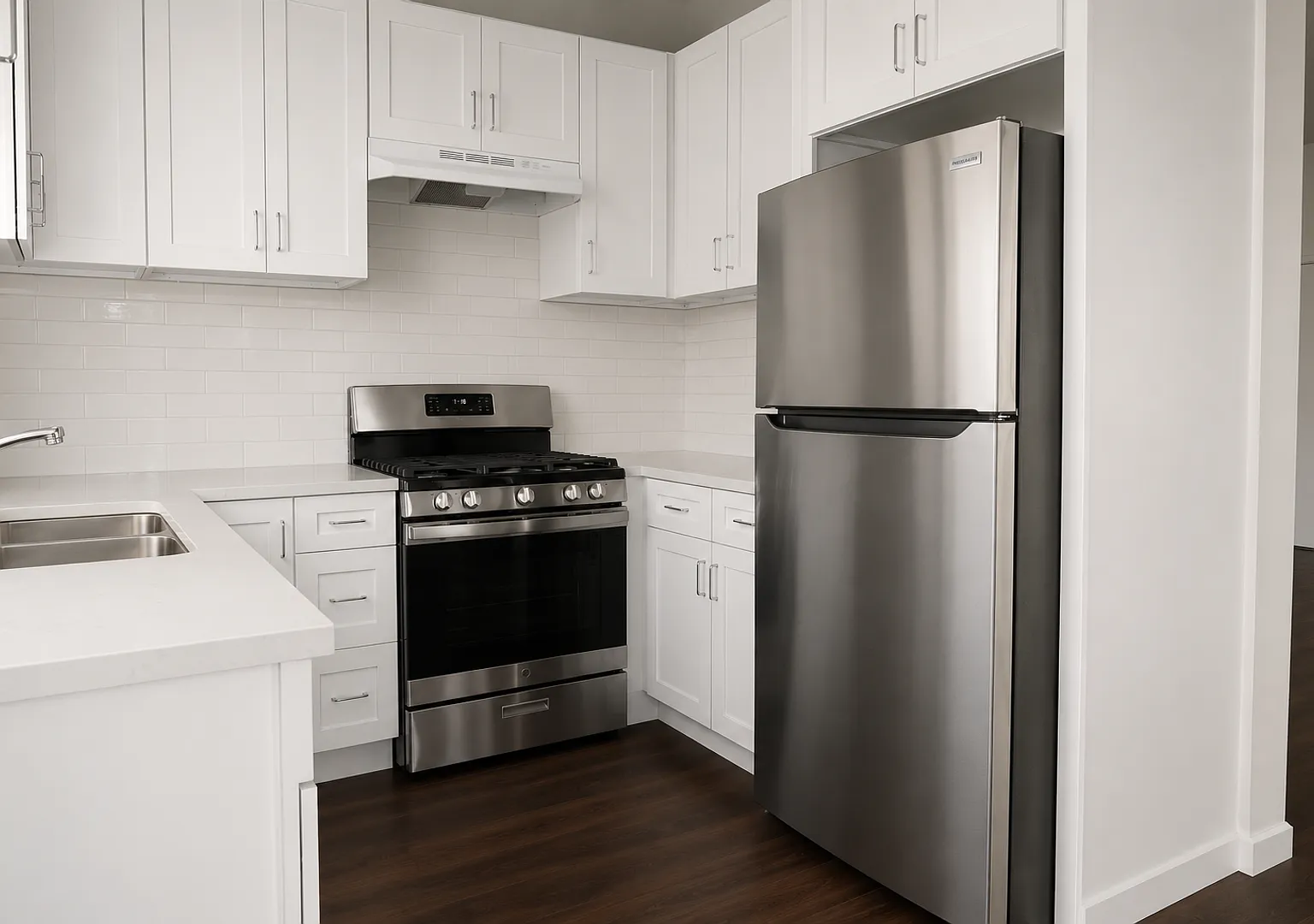 4552 Saturn St — Photo 4