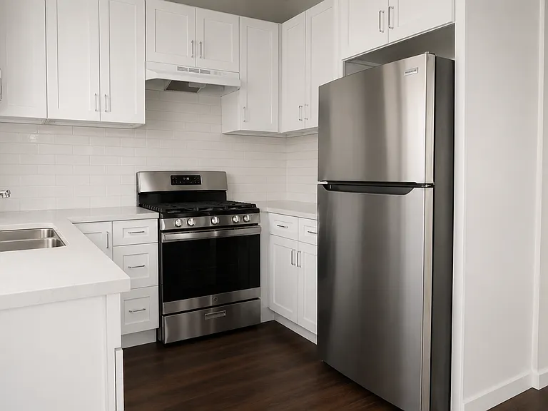 4552 Saturn St — Photo 4