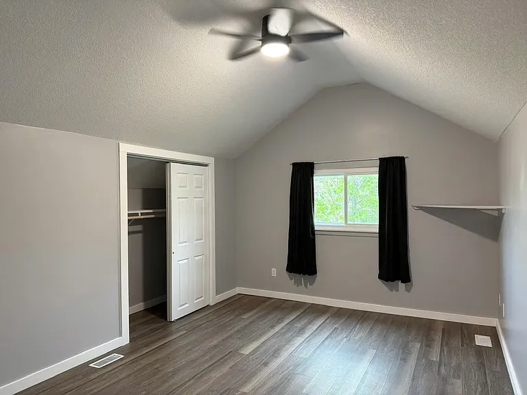 125 Sharon Dr — Photo 31