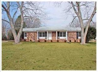 105 Benjamin Ave, Greer, SC 29651