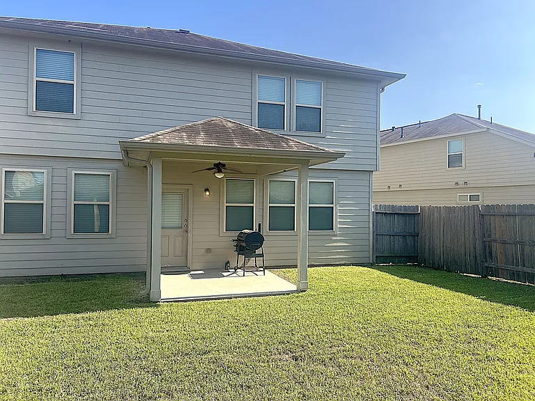 15631 Marble Bluff Ln — Photo 35
