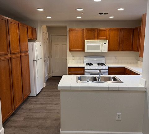 4th image of 4800 Westlake Pkwy Unit 308