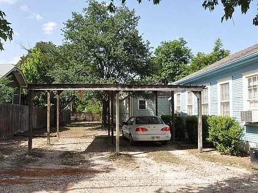 Carport via lane from Keasbe