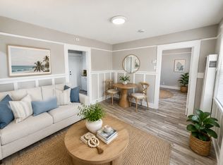 1032 W 1st St, San Pedro, CA 90731
