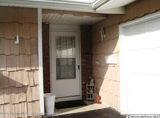 12 Longfellow Ct, Brick, NJ 08724