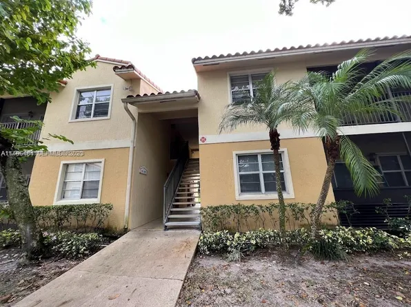 1227 SW 46th Ave APT 304, Pompano Beach, FL 33069