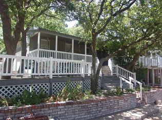 368 Oak Ridge St, Bowie, TX 76230