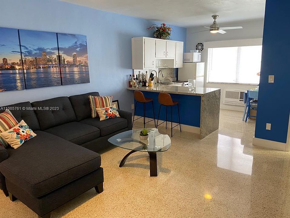 1st image of 7300 Byron Ave APT 19