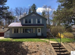 207 Lakeview Blvd, Coleraine, MN 55722