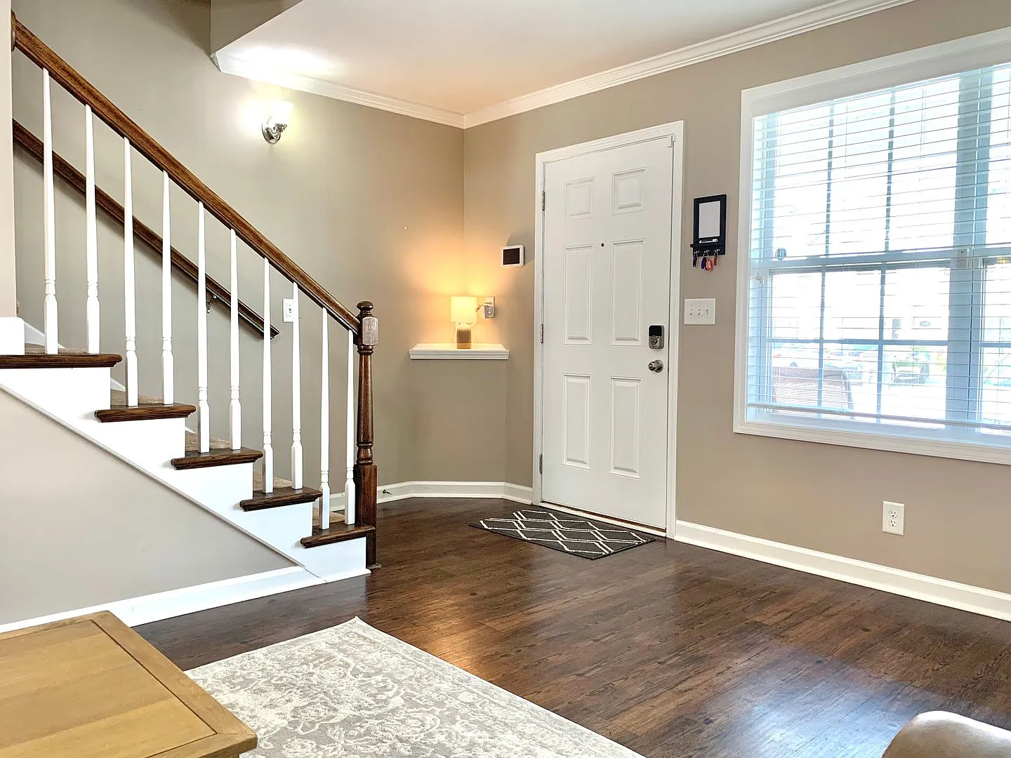308 Sam Houston Cir - Fully Furnished — Photo 2
