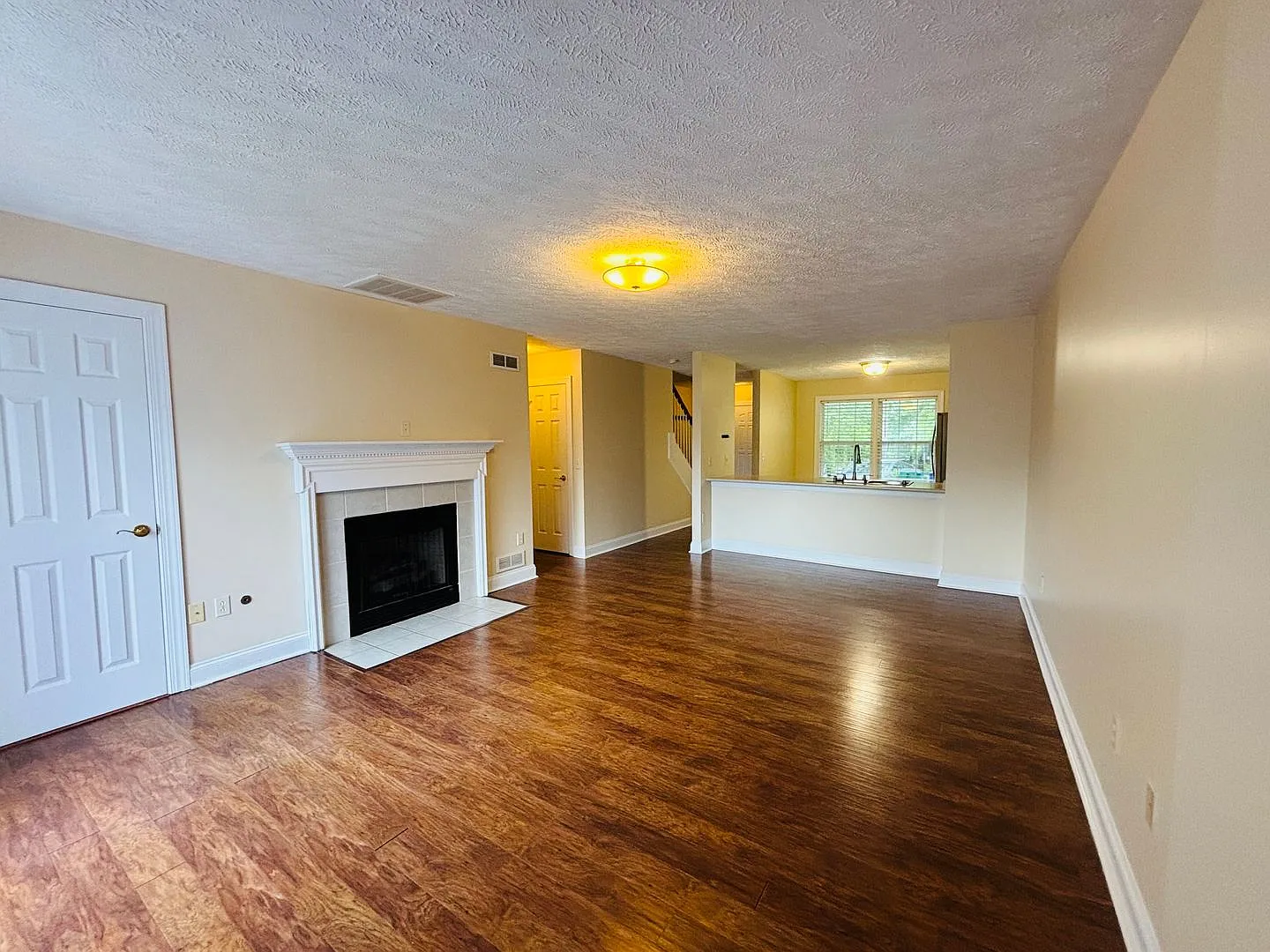 2 Bedroom, 2.5 Townhouse in Christiansburg — Photo 4