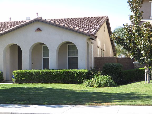 3rd image of 6761 Sand Dunes St