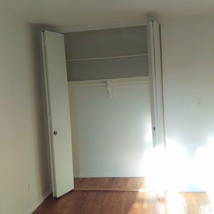 5th image of 25-46 Crescent St #3