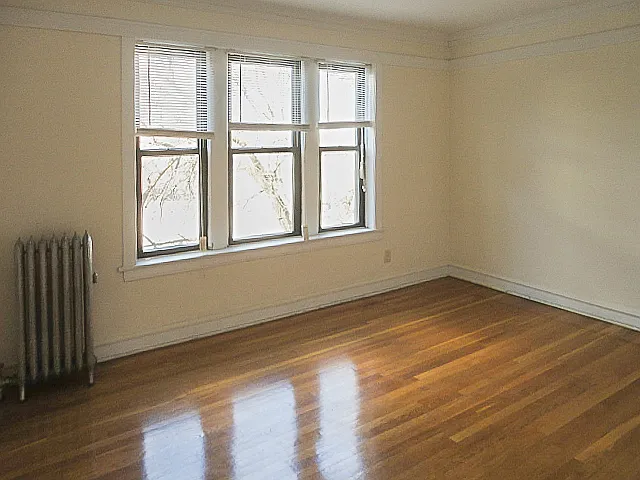 3933 1/2 N Keeler Ave #2E — Photo 12