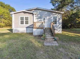 208 S Sun Camp Rd, White Oak, TX 75693