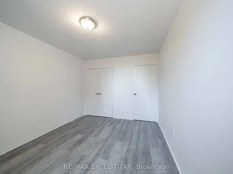5 Glamorgan Ave #301 — Photo 6