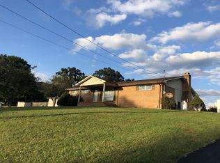 297 Jackson St, Raven, VA 24639