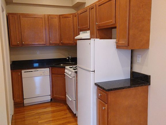 1197 Commonwealth Ave. #9 Boston (Allston) Shared Unit Pho