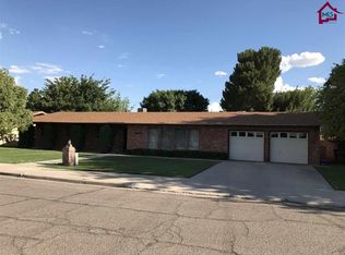 1807 Halfmoon Dr, Las Cruces, NM 88005