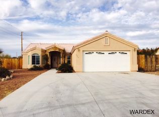 2084 E Mountain View Loop, Fort Mohave, AZ 86426