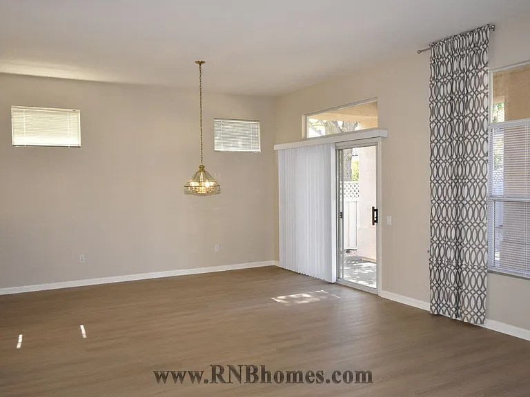 408 Angelrock Ct — Photo 3
