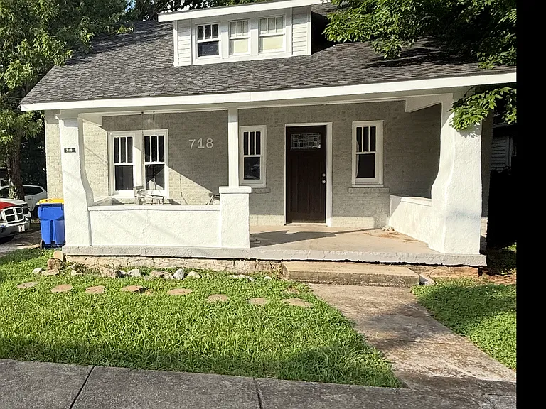 718 E 13th Ave — Photo 1