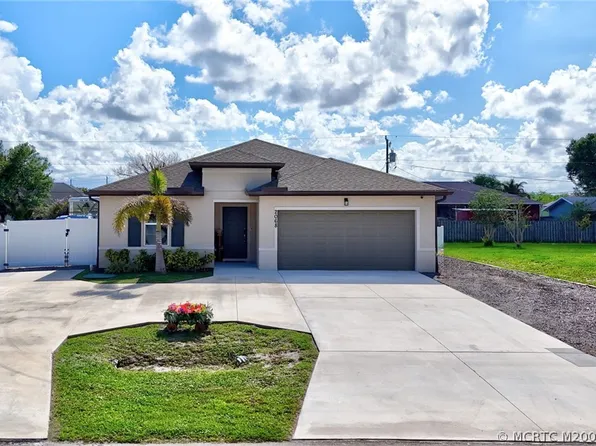 2068 SW McAllister Ln, Port Saint Lucie, FL 34953