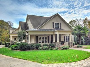 6211 Sharon Acres Rd, Charlotte, NC 28210