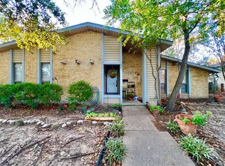 409 Thistle Dr, Garland, TX 75043