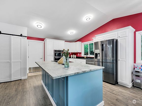 5th image of 15006 Willow Drive