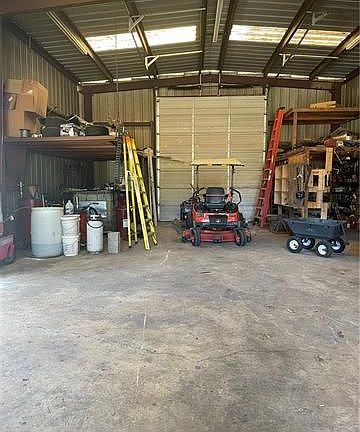 5th image of 76055 1083rd Hwy
