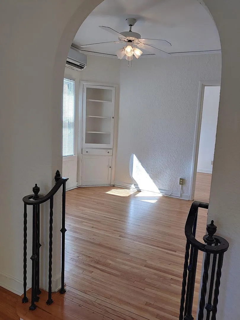 2806 Xerxes Ave S — Photo 4