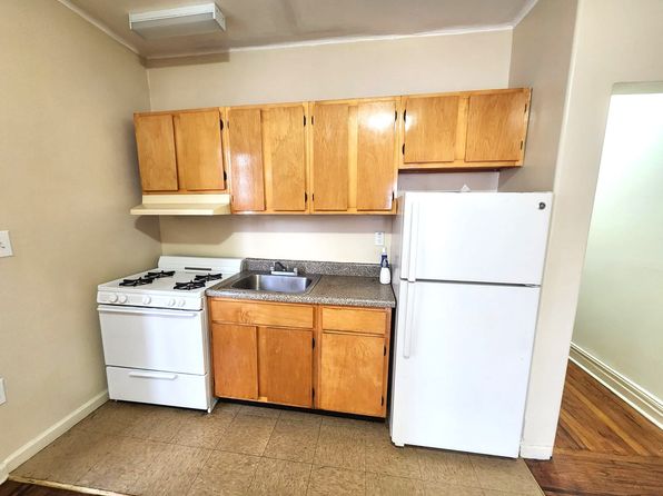2315 65th St APT B4