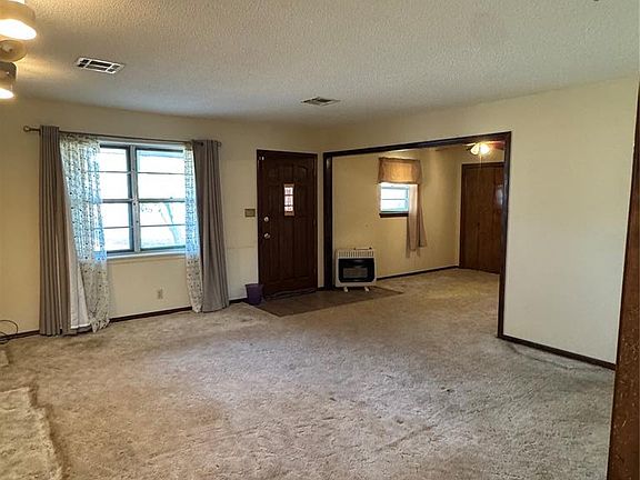 4th image of 3 Liberty Ln