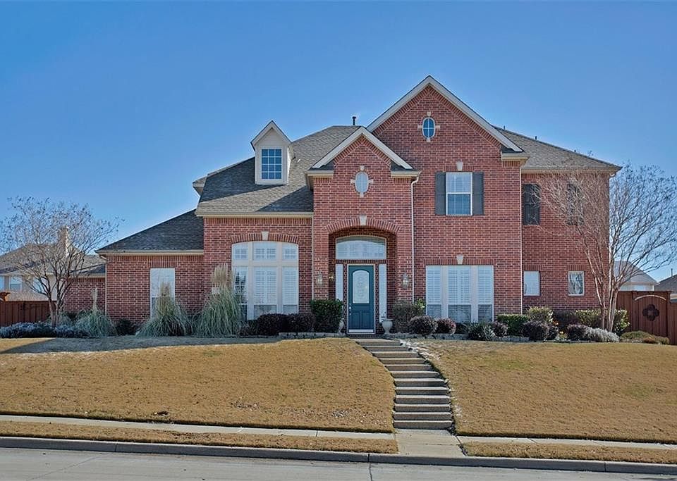 1st image of 1704 E Branch Hollow Dr