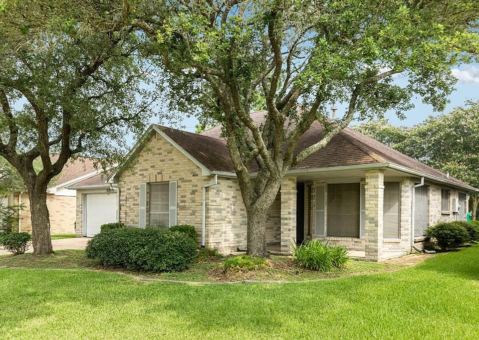 1st image of 2819 S Peach Hollow Cir