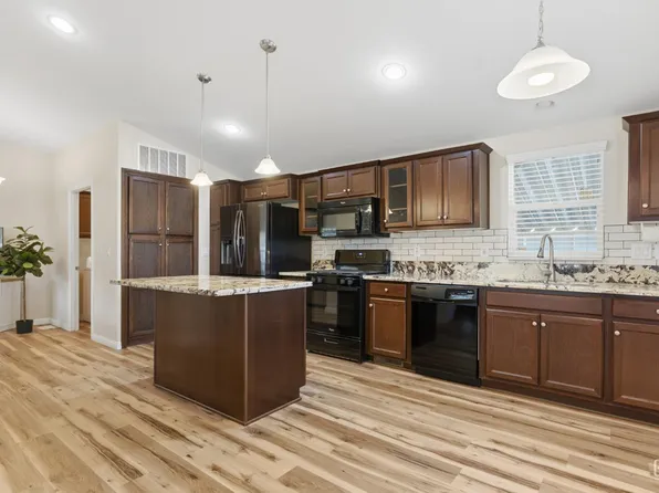 1225 Taft Hwy Spc 5, Bakersfield, CA 93307