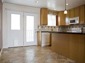 4th image of 1537 W Vickie Cir