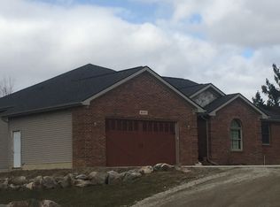 4562 Genesee Rd, Lapeer, MI 48446