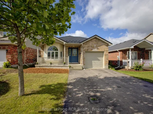 952 Gzowski St, Centre Wellington, ON N1M 3V9