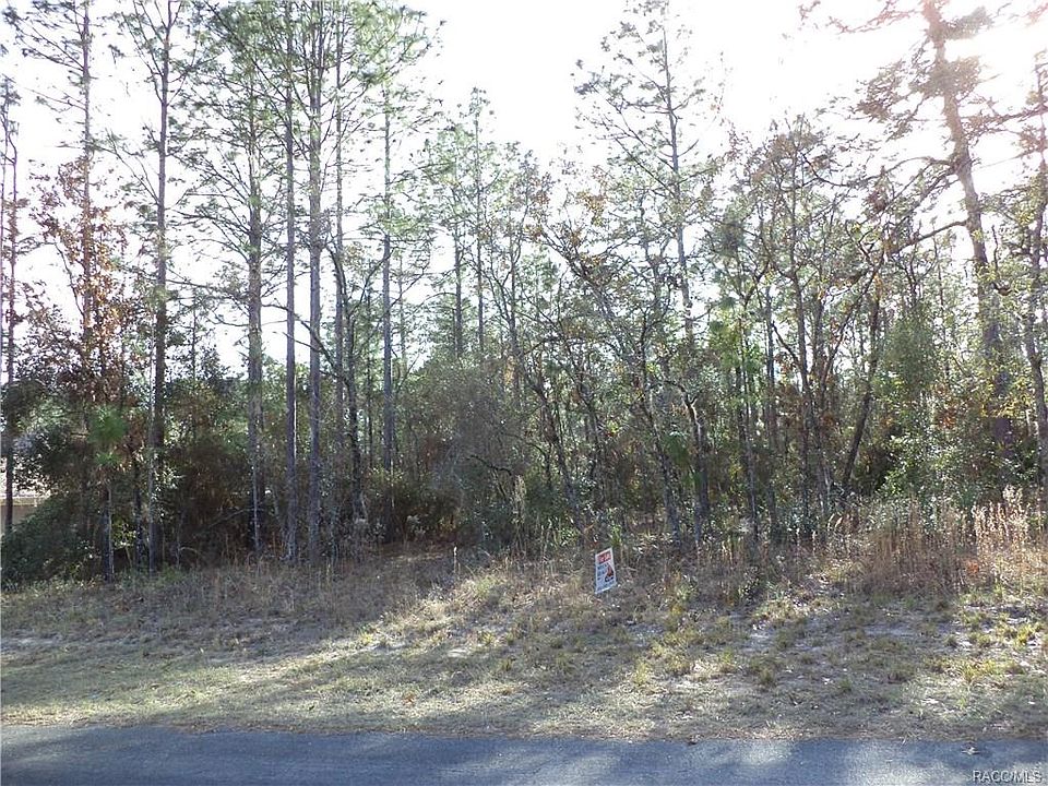 2nd image of 8520 N Linwood Loop