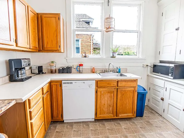 1011 Ann St — Photo 22