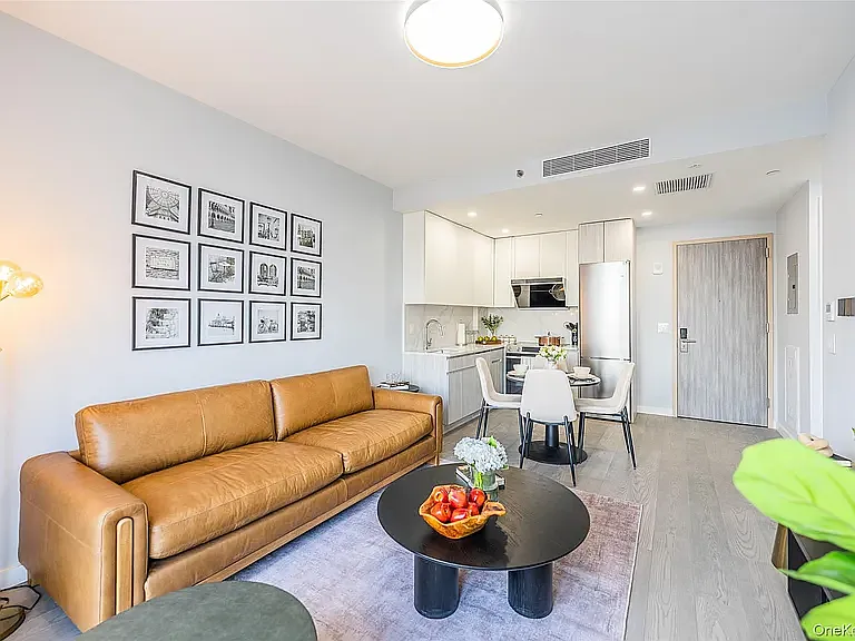 134-11 Franklin Ave #3C — Photo 19