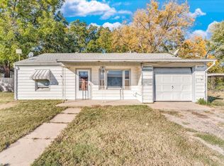 221 S Poplar St, Douglass, KS 67039