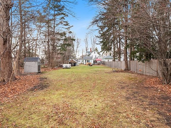 3rd image of 43 Columbia Park