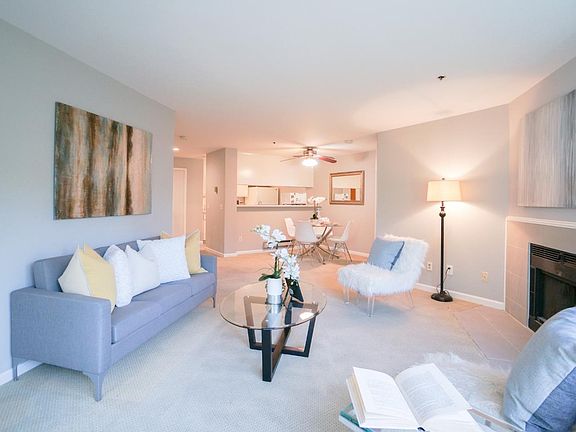 3rd image of 1271 Poplar Ave APT 306